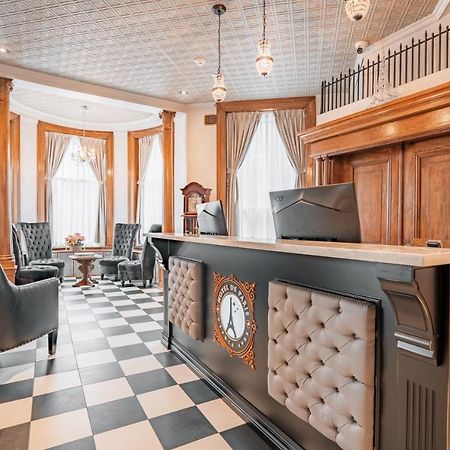 Hotel De Paris Montreal Exterior photo